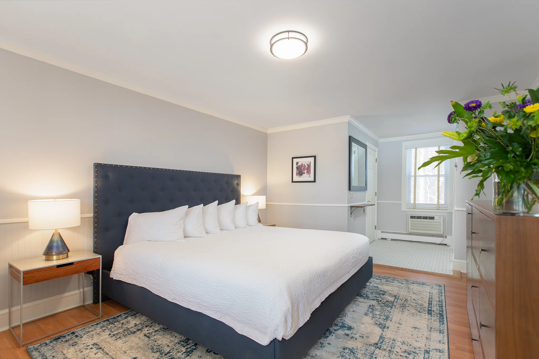Hotel guest room