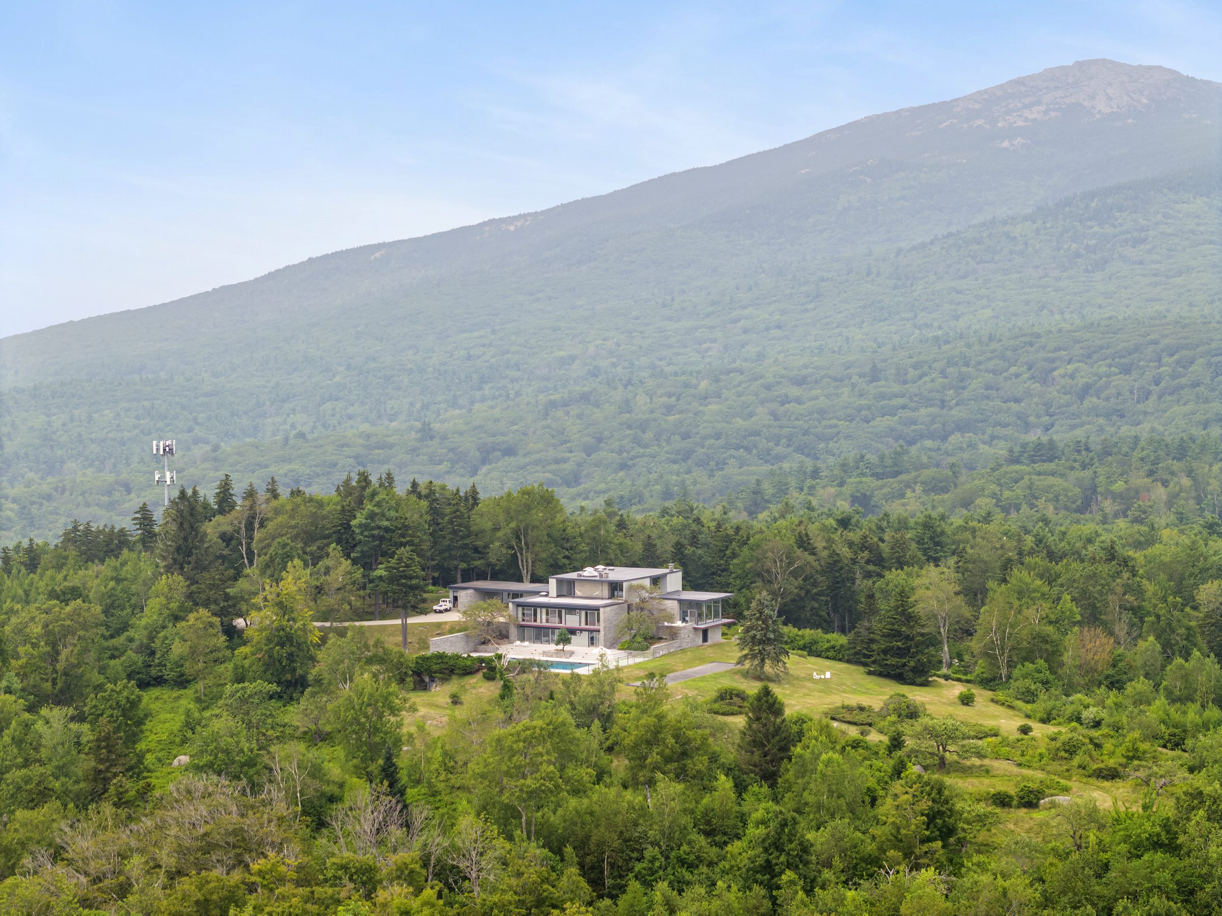 Monadnock-area residence — Jaffrey, NH